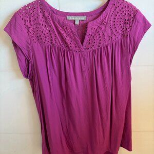 Daniel Rainn Stitch Fix Eyelet V-Neck Blouse Medium Pink Rayon Flowy Top